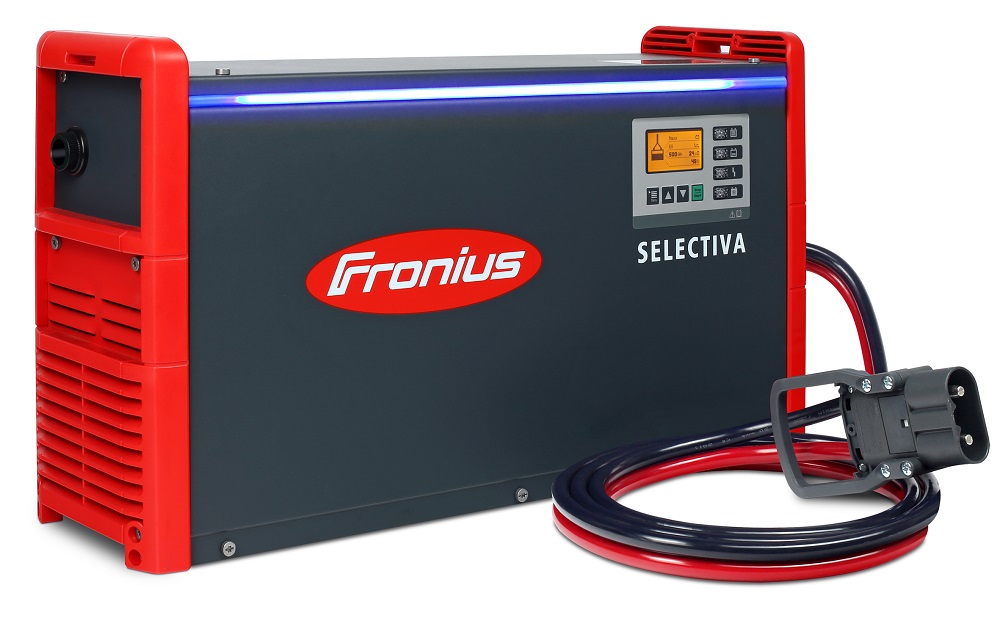 Logistics BusinessInnovative Battery Charging Technology at LogiMAT