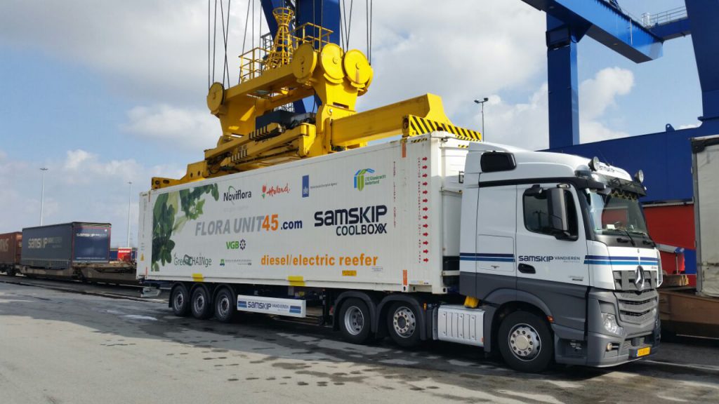 Logistics BusinessSamskip successfully trials new flora container for multimodal plant and flower shipments