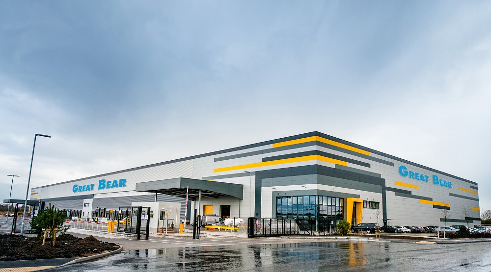 Logistics BusinessPort Salford National Import Centre, the UKs first Tri-modal logistics facility, has opened with the Culina Group as its first occupier.
<br src=