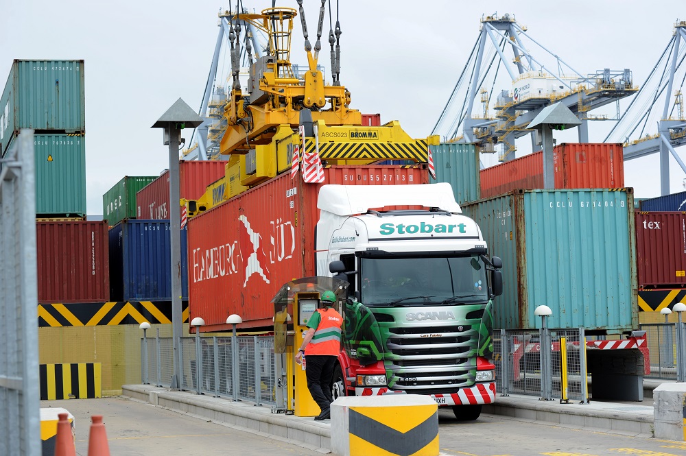 Logistics BusinessEddie Stobart has announced a new container transport base at DP World London Gateway Port and Park