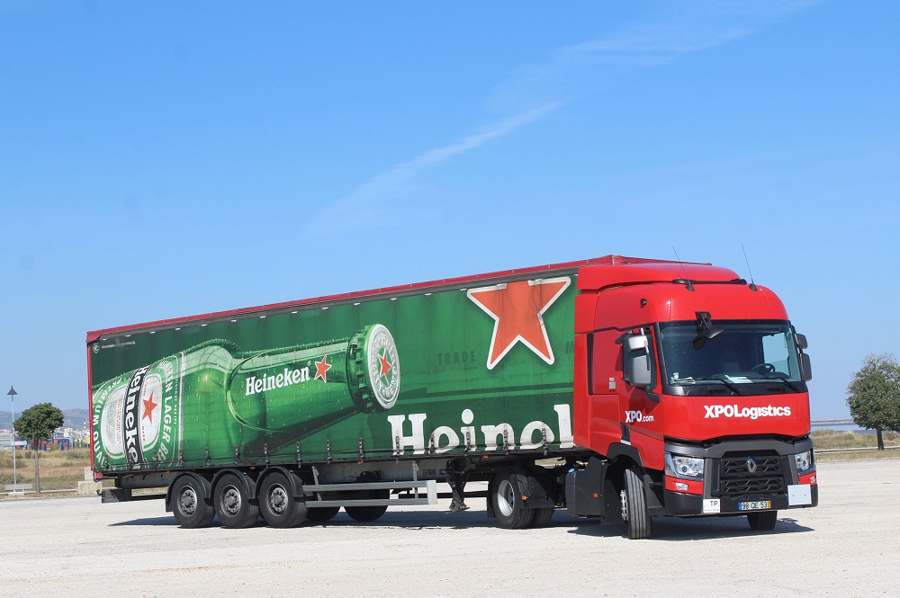 Logistics BusinessUnder an exclusive agreement, XPO Logistics will continue to be responsible for the planning and execution of 100% of the transport requirements of SCC-Sociedade Central de Cervejas e Bebidas  (HEINEKEN Group) until 2018.  Sociedade Central de Cervejas e Bebidas produces and commercialises malt and beer products brewed and bottled at its Vialonga plant, including the line of SAGRES® alcoholic and non-alcoholic beers. The SCC portfolio includes some of the most prestigious international brands, such as the premium beer Heineken®. SCC owns an additional production facility in Vacariça where natural spring mineral waters are collected and bottled under the brands LUSO® and CRUZEIRO®, and also the distribution company NOVADIS. This is the second time that SCC has renewed its contract with XPO in Portugal since 2006.
<br></noscript><br>
Acting as a control tower, XPO Logistics teams are responsible for optimising SCCs transport flows to guarantee 24-hour delivery to over 200 locations. The products move from SCC´s Portuguese production sites and logistics platforms to its retail customers and distributors, with additional direct deliveries to hypermarkets, cash-and-carry stores and other outlets. Transport reliability is critical, as volumes can exceed 28,000 loads annually (representing over 636,000 tons of products), with important seasonal peaks.
<br><br>
KeyPL is a pan-European collaborative transport solution exclusive to XPO Logistics that, the company says, <i>provides superior control and optimization of freight flows, with the goal of delivering added-value services to customers. KeyPL capabilities are fully integrated with the customers supply chain by skilled and dedicated teams acting as a control tower. The teams use proprietary technology to select, manage and monitor the best transport provider, mode and route for each shipment. Capabilities include the use of online real-time track and trace technology and POD management tools.
</i><br><br>
According to XPO, KeyPL allows for better visibility and control of performance, as well as more effective planning, greater cost efficiencies in procurement and continuous improvement methodologies. Additionally, KeyPL delivers significant value through the enforcement of safety and environmental standards.