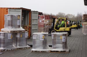 Logistics BusinessHyster ReachStackers are the backbone of Packing Center Hamburg operation