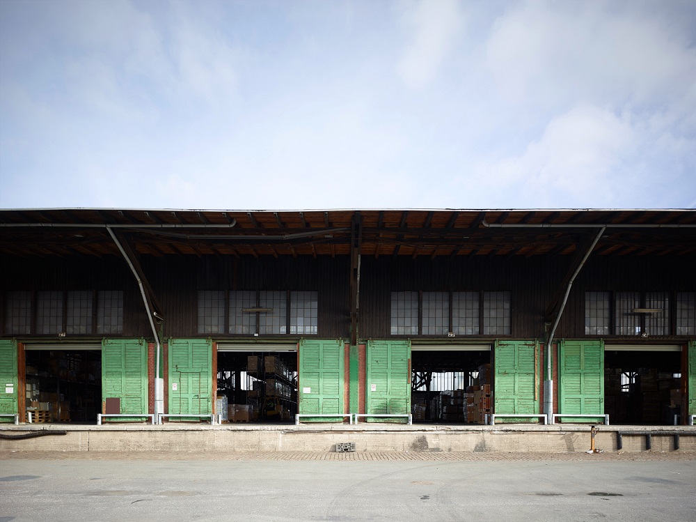 Logistics BusinessRealogis connects landlords and tenants for more than 8,000 m? in Hamburgs former Freihafen port area – still a popular location