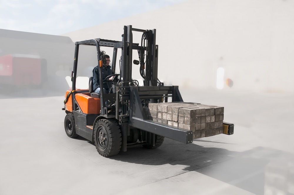 Logistics BusinessOn 9 October 2015 TVH Group acquired the British company Rentaclamp. Thanks to this acquisition, TVH reinforced its activities in the attachment market for the United Kingdom and Ireland. Since then, Rentaclamp has been completely integrated into TVH UK. In addition to new, refurbished and second-hand attachments for lift trucks, TVH through Rentaclamp can also offer its customers an attachment rental and repair/overhaul service.
<br src=