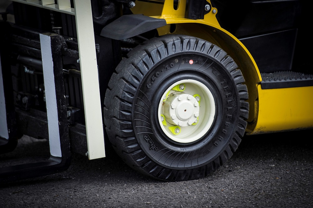 Logistics BusinessTrelleborg tyre-saving technology pays off for Yale customers