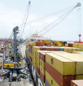 Logistics BusinessLiebherr mobile harbour cranes in over 100 countries