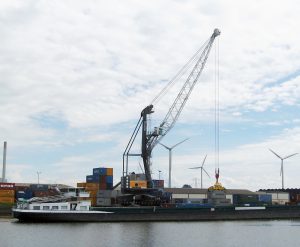 Logistics BusinessLiebherr LHM 420 mobile harbour crane for the Netherlands