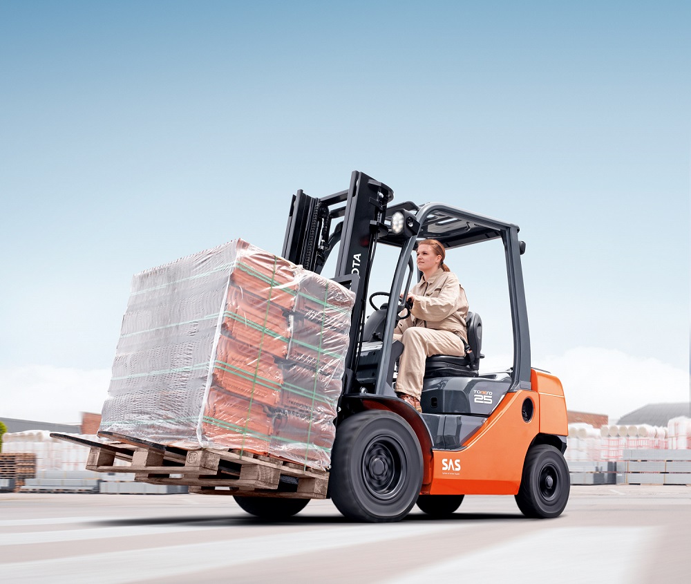 Logistics BusinessTonero Range Leaner and Cleaner Without Compromising on Power