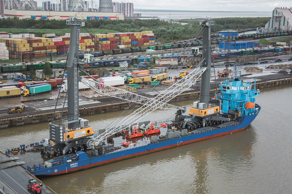 Logistics BusinessNew Mobile Harbour Cranes Delivered to Sweden and Russia