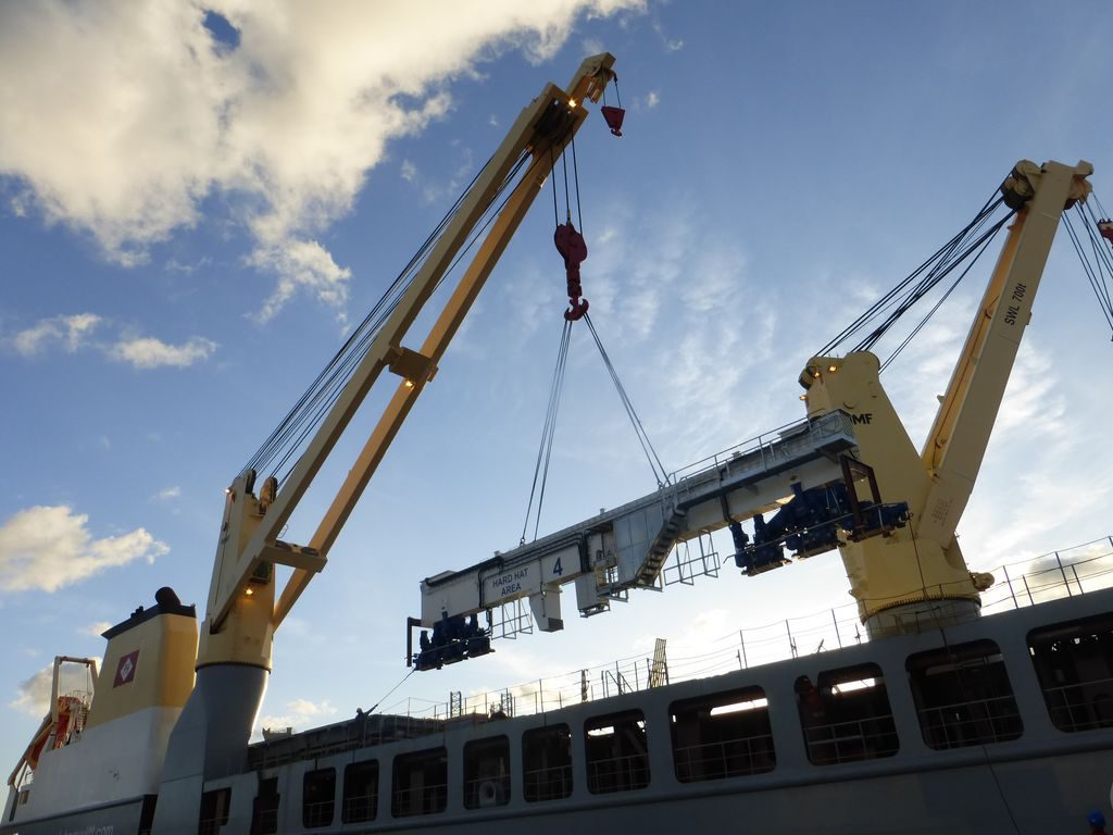 Logistics BusinessGeodis Transports Large Gantry Cranes From Poland to Canada