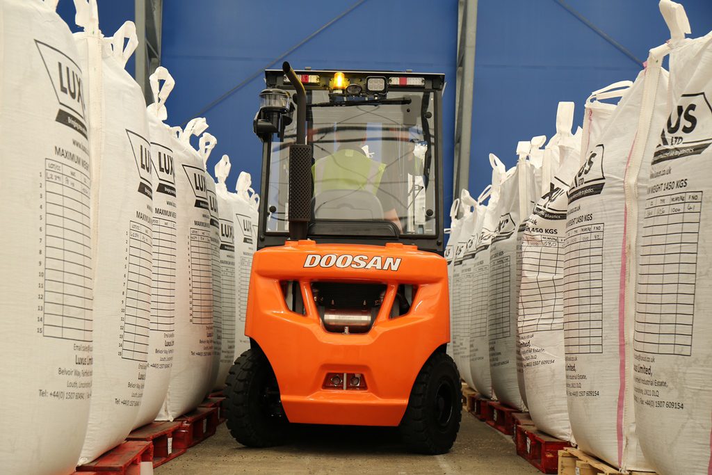 Logistics BusinessEmissions Test Puts Doosan on Top For Plastics Company