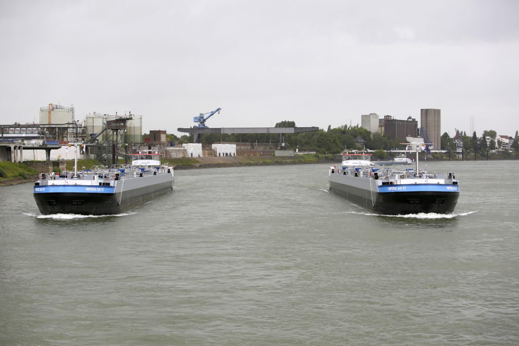 Logistics BusinessImperial Christens Two New Gas Tankers in Duisburg
