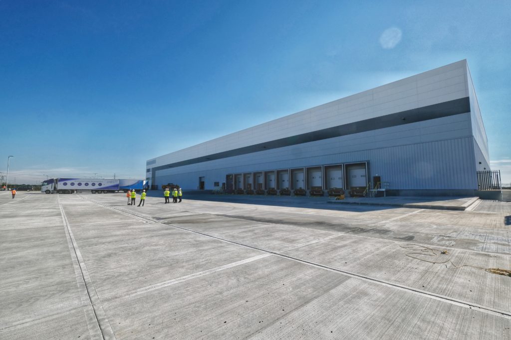 Logistics BusinessNew Multi-Temperature Facility at London Gateway