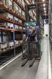 Logistics BusinessHigh-level Order Picker Promises “Unbeatable Pick Height and Capacity”