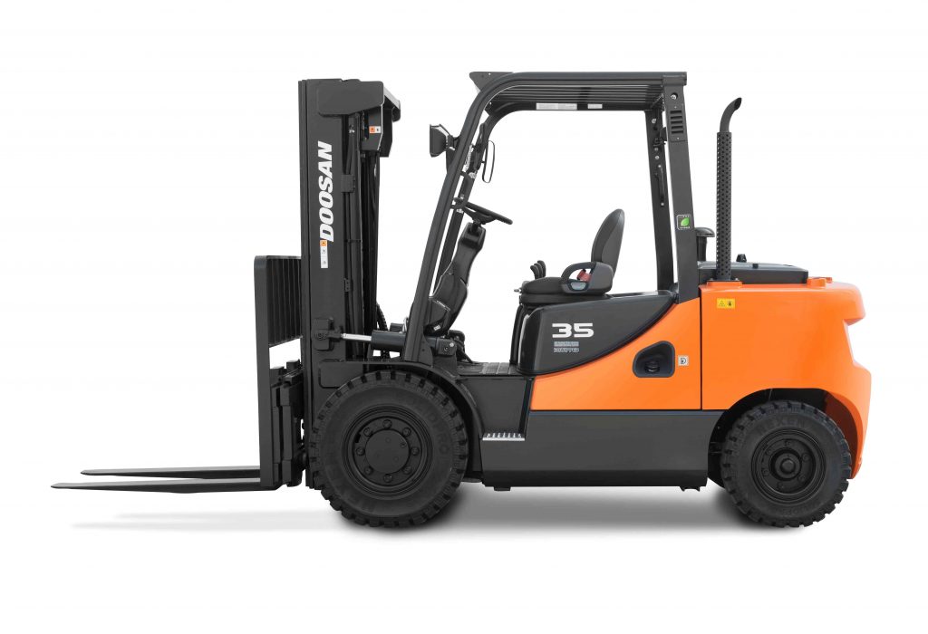 Logistics BusinessDoosan Leads the Field at LAMMA 19