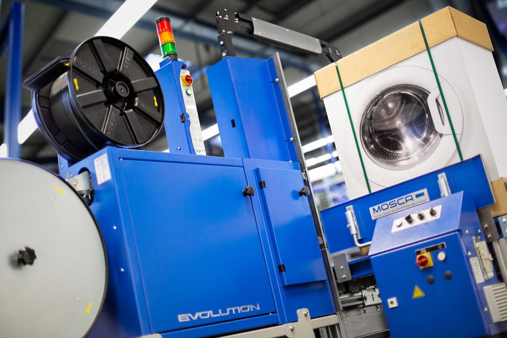 Logistics BusinessModern Strapping Machines at LogiMAT With Mosca