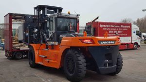 Logistics BusinessCase Study: Mills CNC Goes for Heavy Handling with Doosan Gentle Giant
