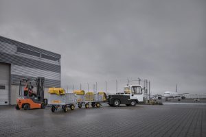 Logistics BusinessToyota Extends T-motion Towing Range for Item Handling