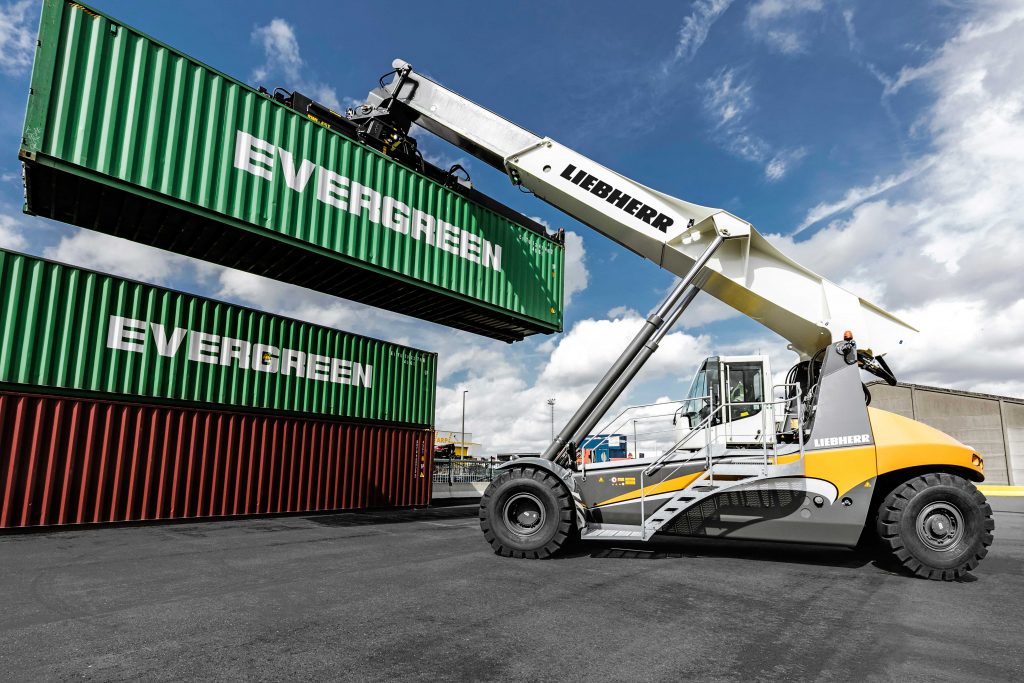 Logistics BusinessLiebherr Wins First Reachstacker Order in Australia