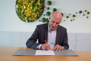 Logistics BusinessVanderlande commits to Climate Pledge
