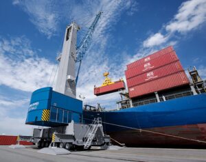 Logistics BusinessSicilian terminal expands mobile harbour crane fleet