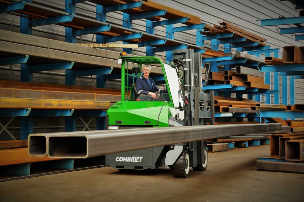 Logistics BusinessCombilift scoops 10th ‘Archie’ Award