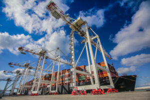 Logistics BusinessTanger Med expands to eight Liebherr cranes