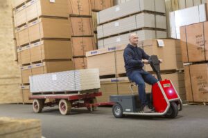 How to avoid common warehouse hazards