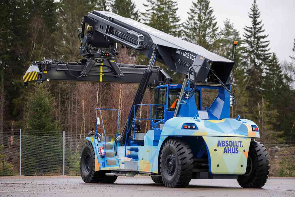 Logistics BusinessKonecranes reaches delivery milestone  