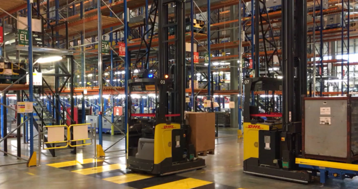 Logistics BusinessDHL accelerates use of autonomous forklifts