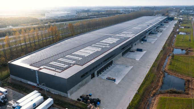 Logistics BusinessPatrizia invests €230m in largest Dutch DC