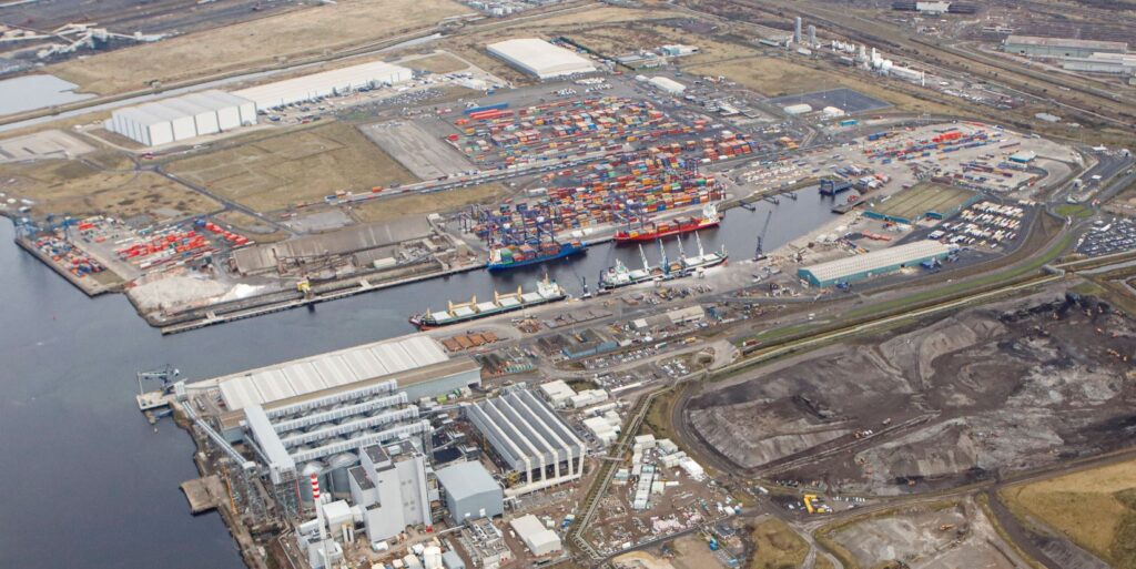 Logistics BusinessPD Ports aims for net zero with Konecranes