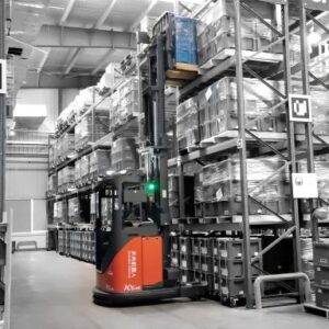 driverless-forklifts-can-solve-recruitment-issues
