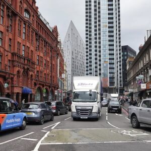 Logistics BusinessLondon van drivers lose a week p.a. looking for parking