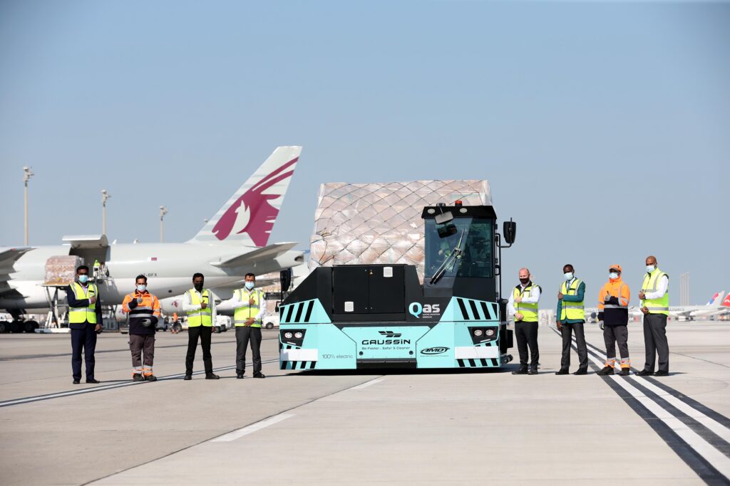 Logistics BusinessQatar Airways Cargo uses zero-emission pallet transporter