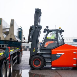 Logistics BusinessLinde launches electric trucks up to 18 tonnes