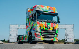 Logistics BusinessWorld Premiere of Hydrogen-powered Truck in Hamburg