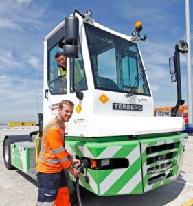 Logistics BusinessFirst all-electric terminal tractor arrives at British port