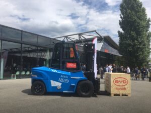 Logistics BusinessBYD Forklift unveils advanced products at LogiMAT