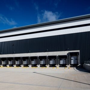 Logistics BusinessHörmann equips Panattoni shed at Borehamwood