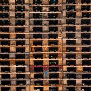Logistics BusinessUsed pallet demand soars as supply chains cut costs