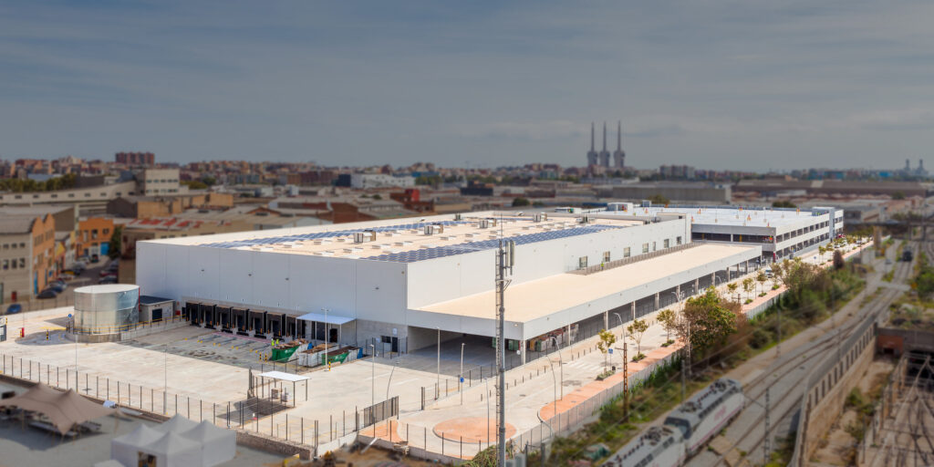 Logistics BusinessAXA IM Alts acquires Spanish last-mile logistics asset
