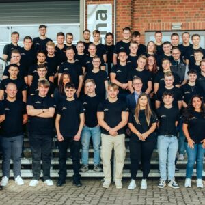 still-welcomes-64-new-apprentices-and-students