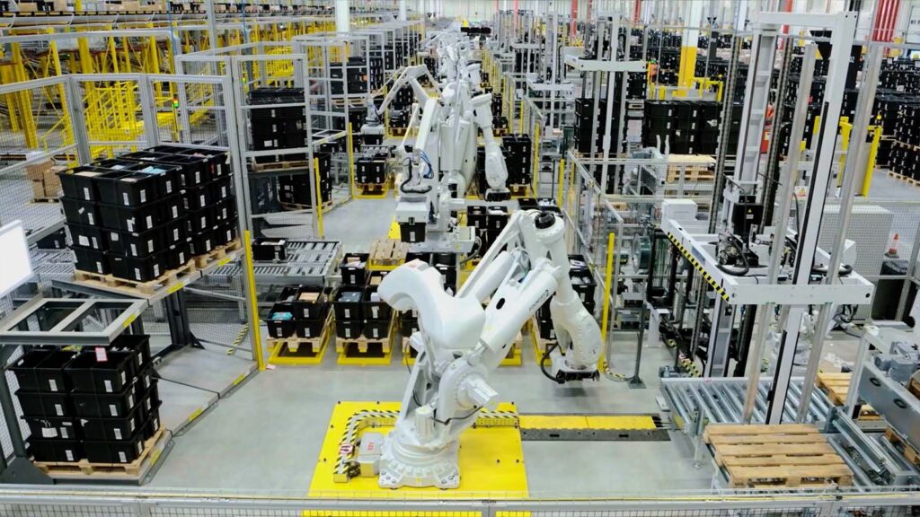 amazon-invests-euro400m-in-robotics-and-technology