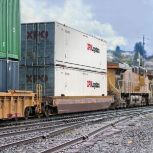 xpo-road-rail-freight-solution-for-wavin