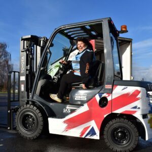 Logistics BusinessToyota donates forklift to aid Ukraine