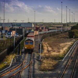rail-route-reduces-carbon-emissions-82