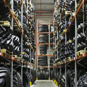 Logistics BusinessSpare Parts Warehouse Stores 10,000 Tyres