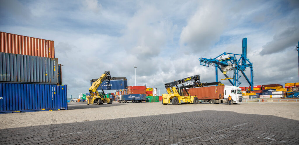 Logistics BusinessAlternative Fuelling for Diesel Forklifts