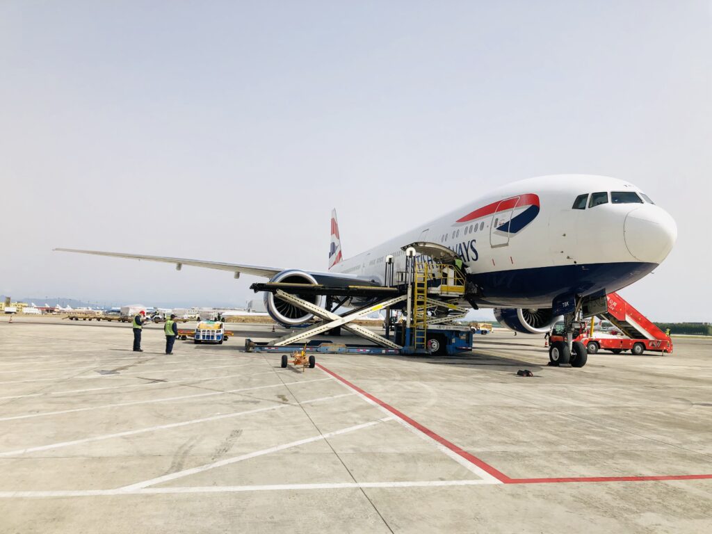 Logistics BusinessIAG Cargo Restarts China Flights